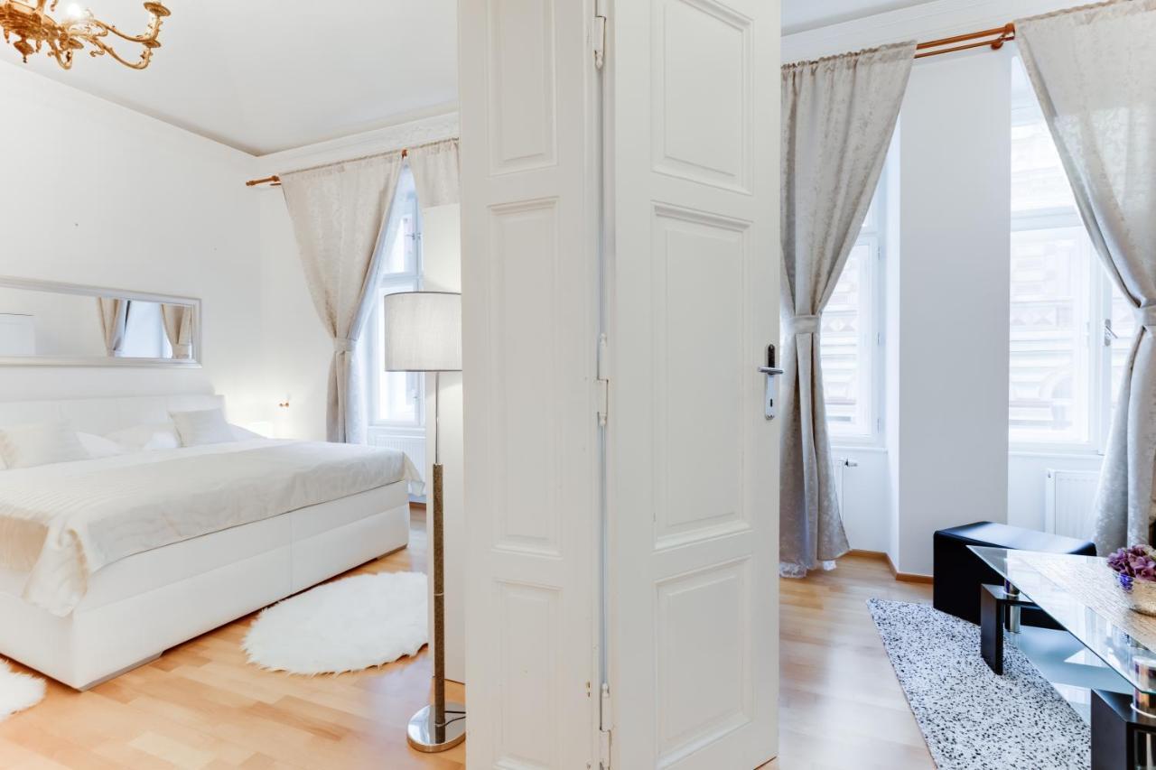 Wenceslas Square Royal Apartment Praha Exteriér fotografie